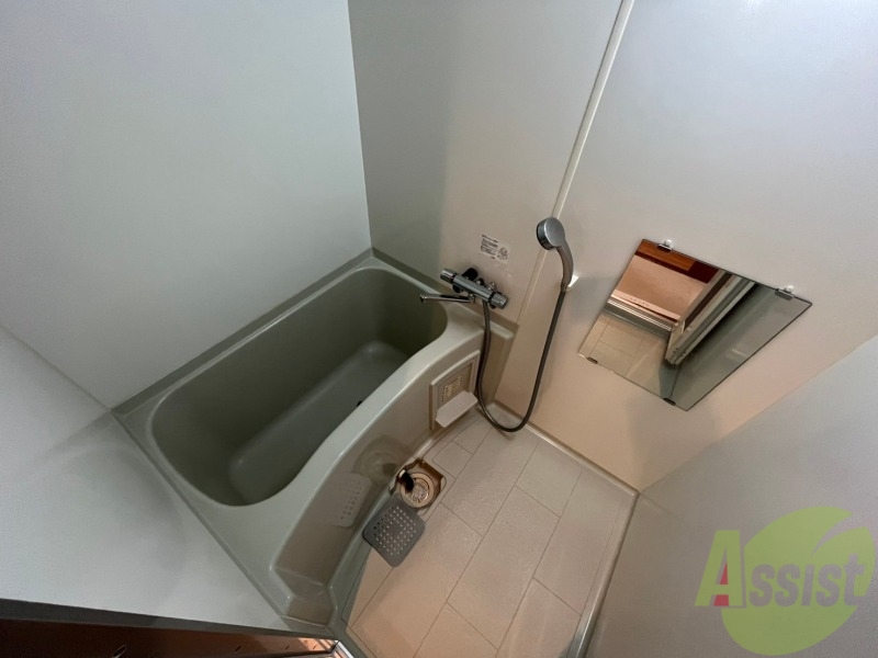 バス・シャワールーム　お風呂です。ゆっくりお風呂につかるのも体に良いですね～