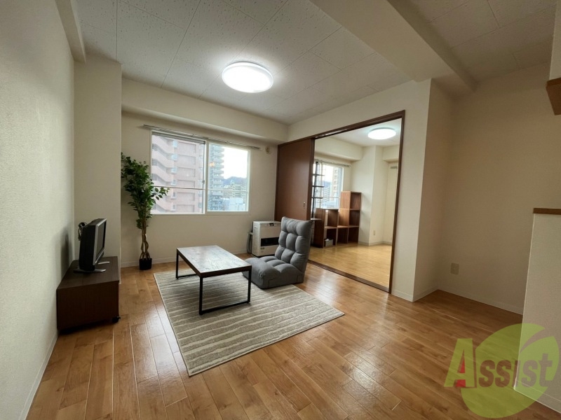 居室・リビング　明るいお部屋は気持ちよく過ごせそうですね。