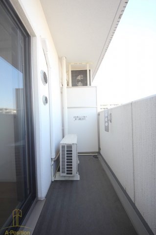 バルコニー　SERENiTE上町台