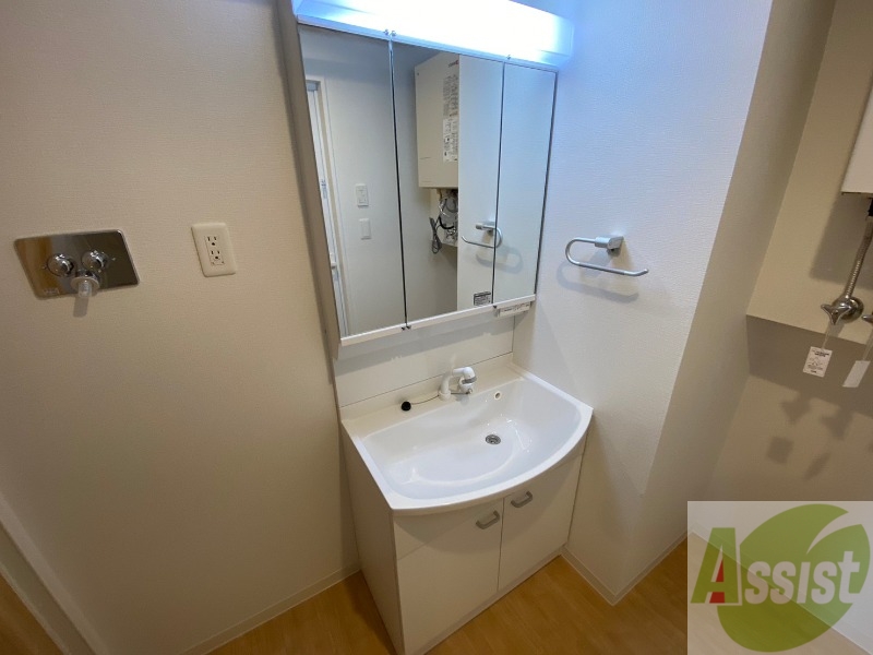 洗面設備　シャンプードレッサーで身支度もラクラクです！