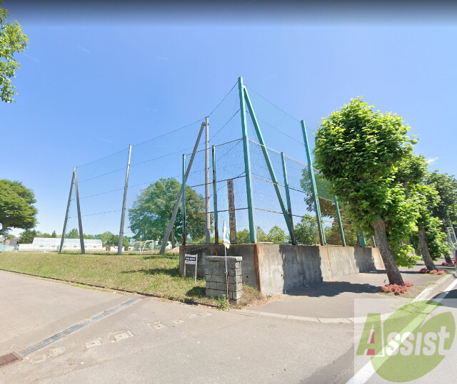 中学校　札幌市立真駒内曙中学校（中学校）まで1814m