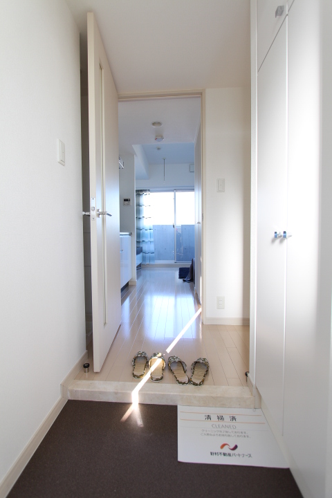 玄関　※参考写真