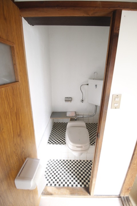 トイレ　※他部屋参考写真