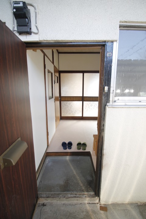 玄関　※他部屋参考写真