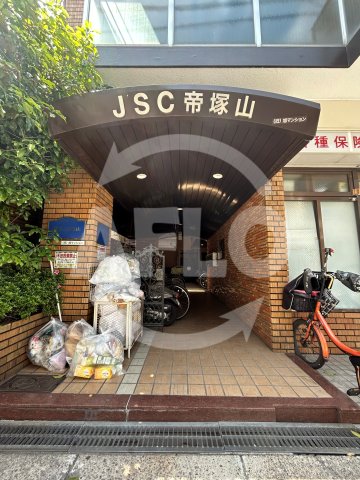 エントランス　JSC帝塚山（ジェイエスシーテヅカヤマ）　エントランス