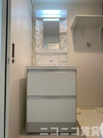 洗面設備　別号室イメージの為、現状を優先致します。