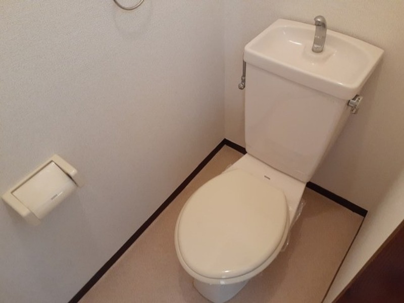 トイレ　図面と現状に相違がある場合には現状を優先