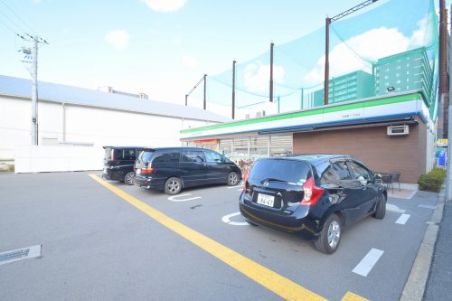 コンビニ　ファミリーマート 今福東一丁目店（コンビニ）まで362m