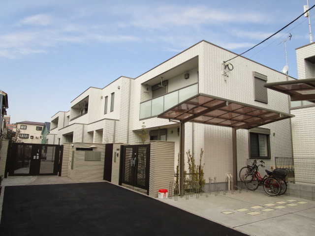建物外観　★旭化成子育て共感賃貸住宅★