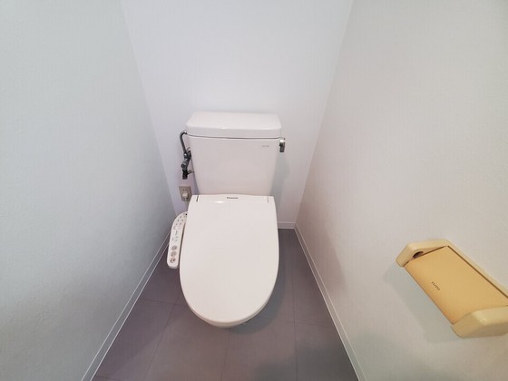 トイレ　※別部屋の写真です