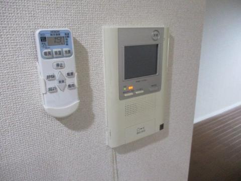セキュリティ　カメラ付インターホン（イメージ）