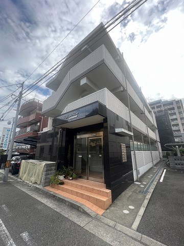 建物外観　外はこのようになっています