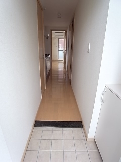 玄関　シンプルで使いやすい玄関です
