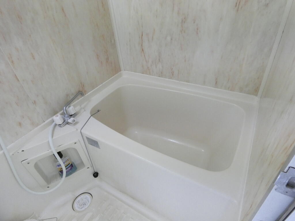 バス・シャワールーム　バス※別部屋参考写真