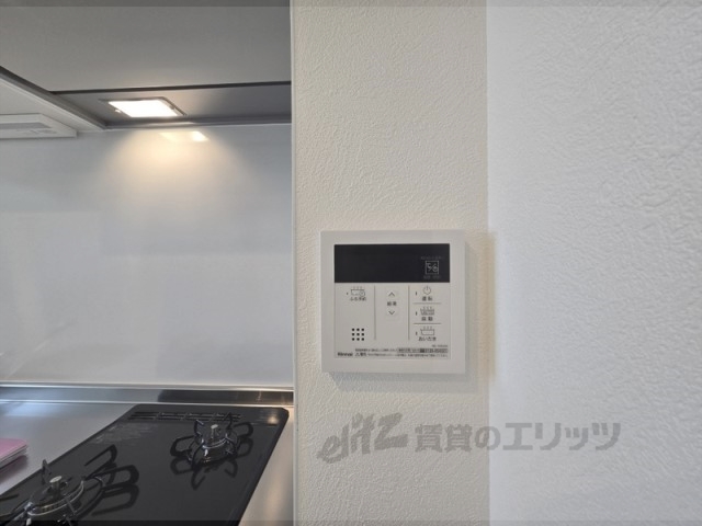 その他設備　給湯器リモコン