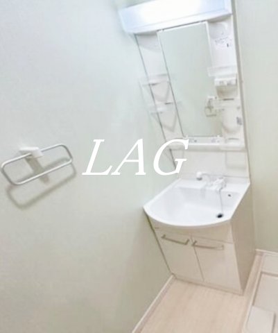 洗面設備　洗面台です。