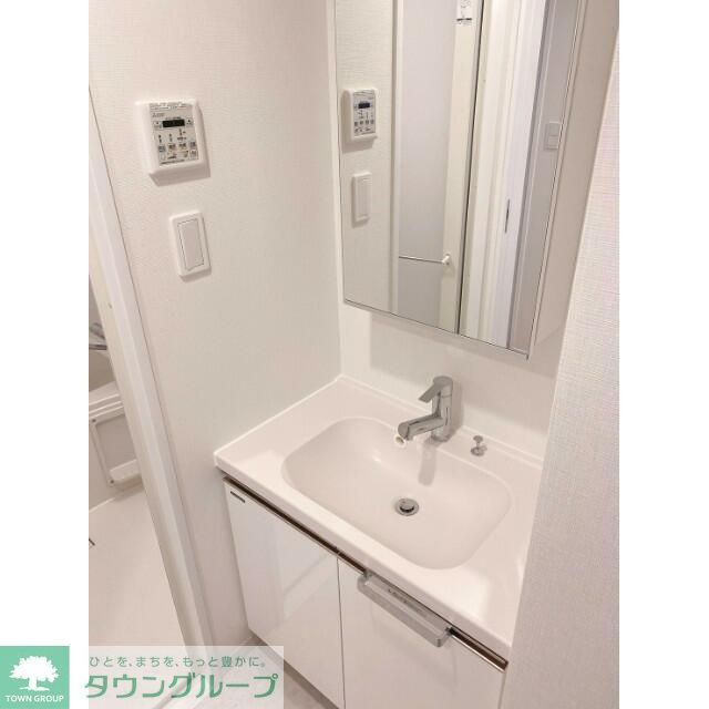 洗面設備　同建物同間取りの別のお部屋のイメージです