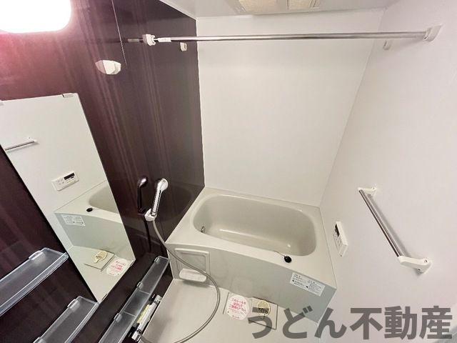 バス・シャワールーム　うどん県のお部屋探しはうどん不動産へ うどんちゃんとLINE