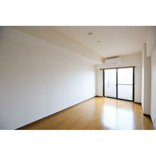 居室・リビング　※別部屋参考写真