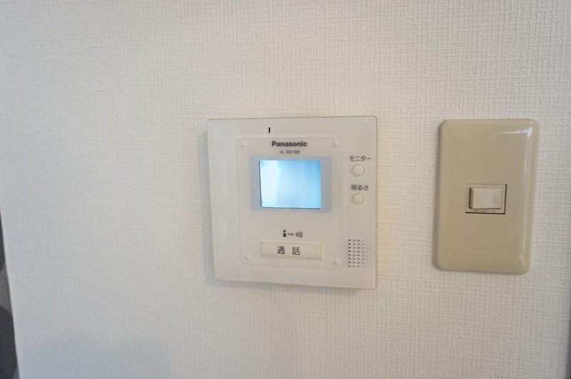 セキュリティ　ひと目で来客がわかるＴＶモニターホン