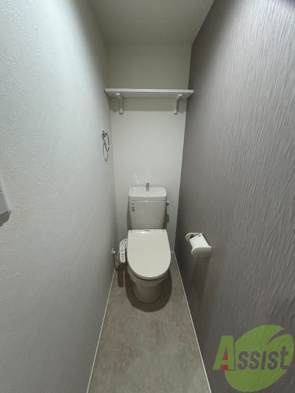 トイレ　トイレは嬉しい温水洗浄便座付きとなっております。