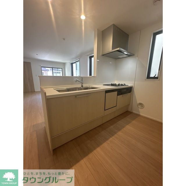 キッチン　同会社施工参照　現状優先
