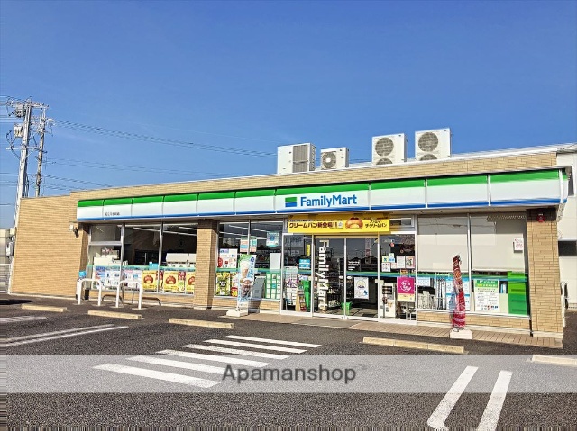 コンビニ　ファミリーマート知立牛田町店（コンビニ）まで387m