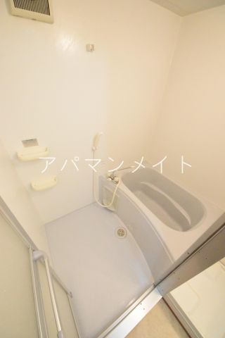 バス・シャワールーム　きれいなお風呂です