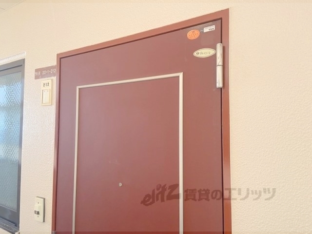 玄関　インターホン