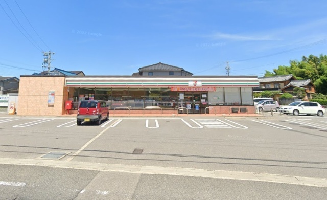 コンビニ　セブンイレブン半田稲荷町店（コンビニ）まで516m