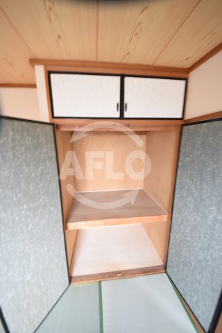 収納　ラ・パレス桜川　クロゼット
