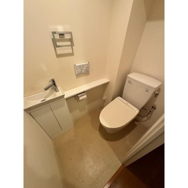 トイレ　参考写真