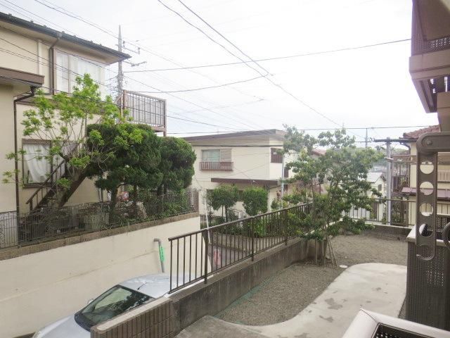 眺望　★窓からの景色です★少し高台になっているので眺め悪くないで…