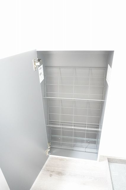 収納　玄関には下駄箱がり、整理整頓できます♪