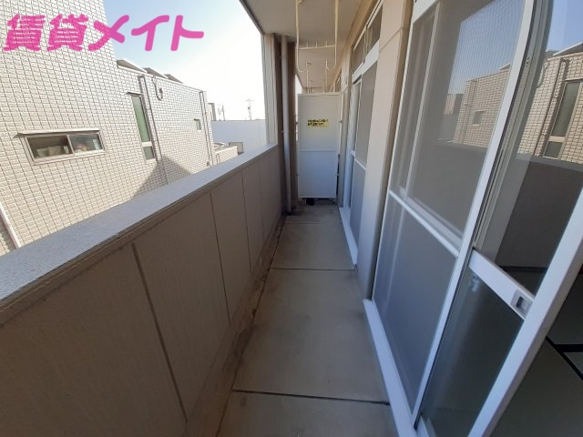 バルコニー　同物件別室の画像です