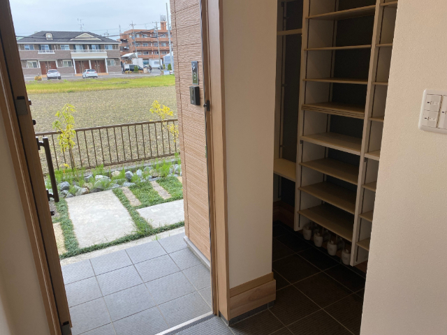 玄関