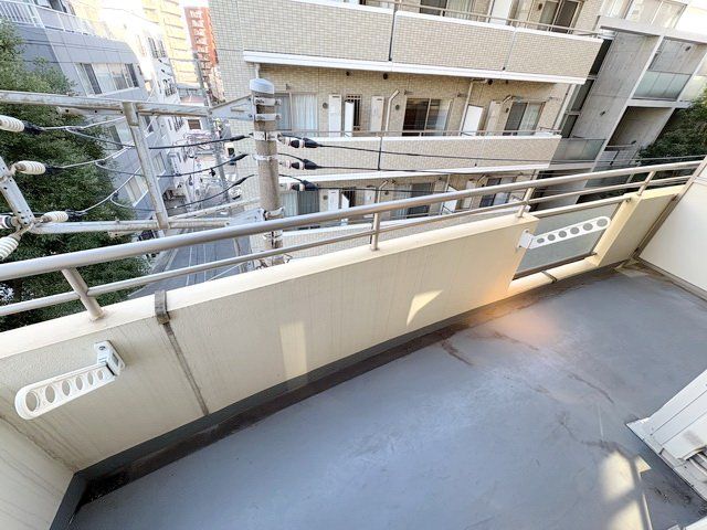 バルコニー　バルコニー