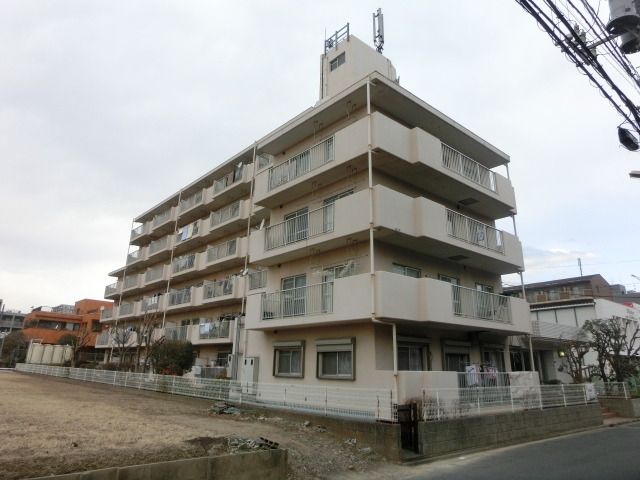 建物外観　お洒落な外観です