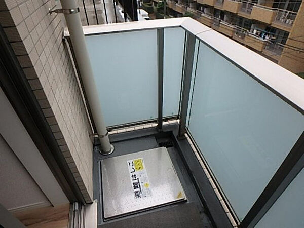 バルコニー　弊社は都内全域の物件が仲介手数料最大無料でご紹介可能です！