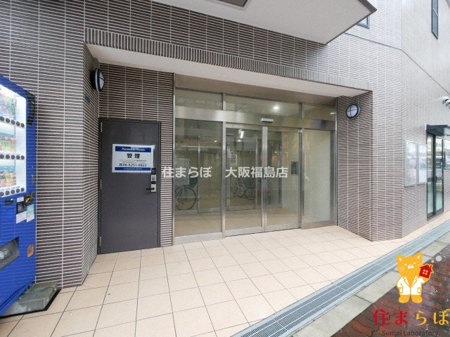 エントランス　共用部の印象も大切に