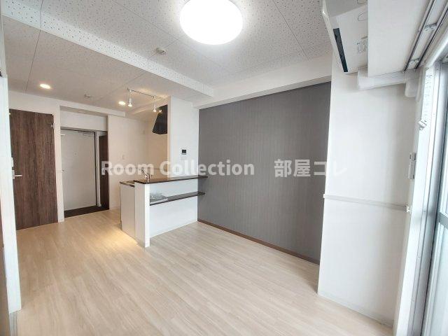 居室・リビング　※同物件他部屋写真　反転の場合有　現状優先