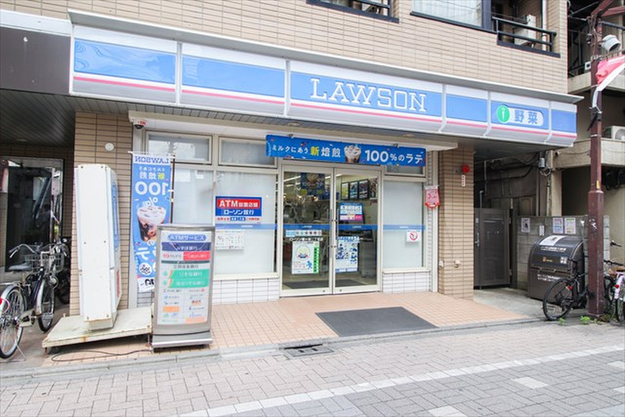 コンビニ　ローソン 幡ヶ谷二丁目店（コンビニ）まで169m