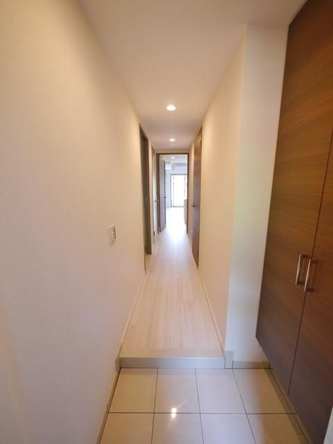 玄関　★お部屋探しは株式会社タウンハウジング東京まで★