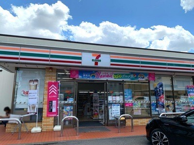 コンビニ　セブンイレブン名古屋上飯田南町店（コンビニ）まで212m