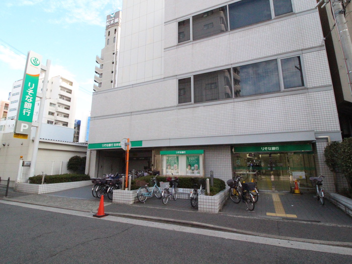 銀行　りそな銀行（銀行）まで180m