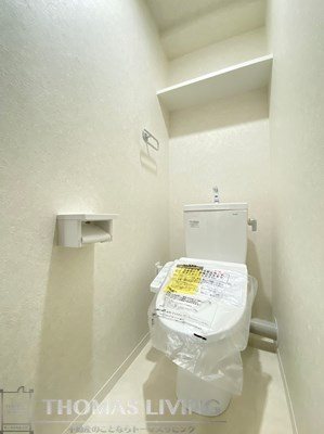 トイレ　※別号室の参考写真になります。