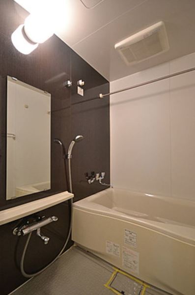 バス・シャワールーム　※別部屋参考写真