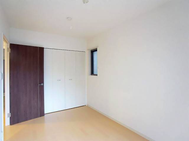 その他　窓が多く、風通しも良いお部屋です。