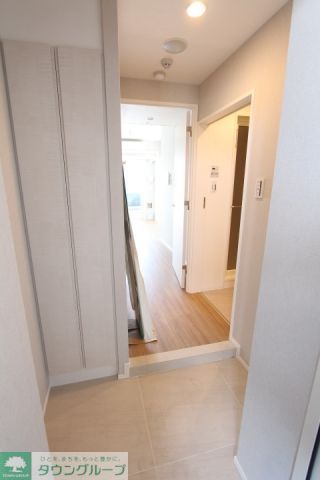 玄関　※参考写真