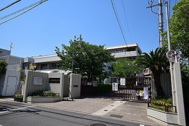 小学校　吹田市立東佐井寺小学校（小学校）まで490m